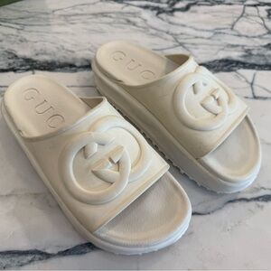 Gucci off white soft rubber slide size 38